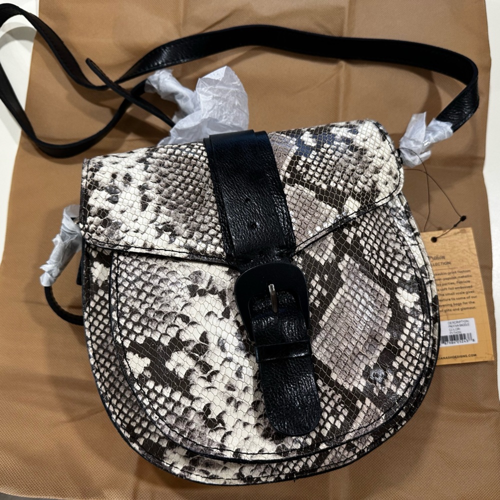 NWT Patricia Nash Python Bag with Accessories